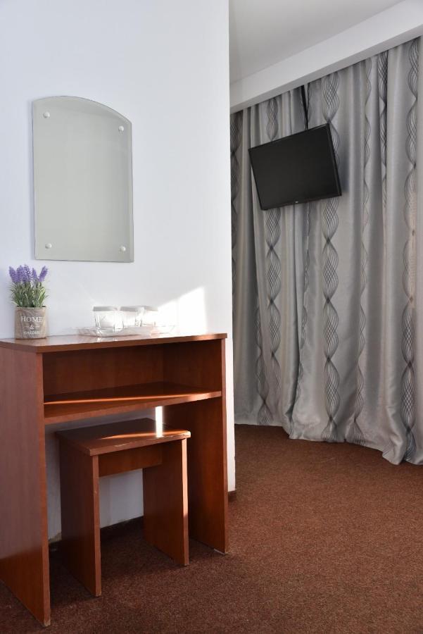 Hotel Măgurele Eksteriør billede